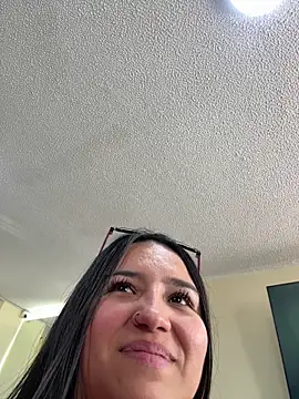 Snapshot of Samantha_firee chatting on April 2026 05:30:01 PM Samantha firee online show from April 2026 05:30:01 PM