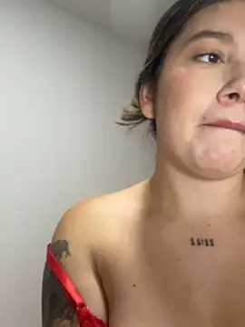 Snapshot of Eve_Miiller chatting on March 2026 04:24:04 AM Eve Miiller online show from March 2026 04:24:04 AM