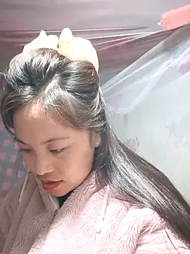 Snapshot of Alice-567 chatting on February 2026 02:04:01 AM Alice-567 online show from February 2026 02:04:01 AM