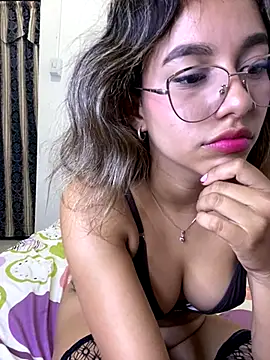 liahot69 online show from November 2025 03:49:02 AM