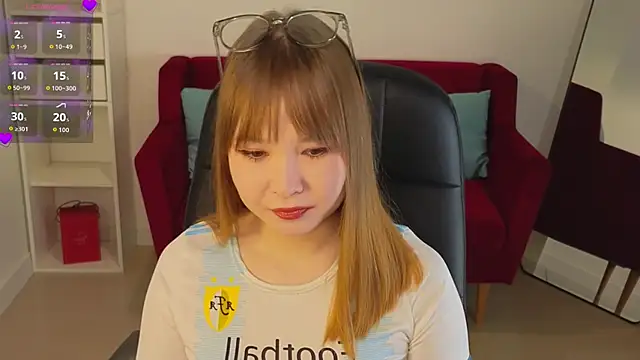 YourTanomi online show from November 2025 12:15:01 PM