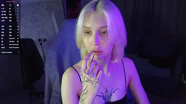 Snapshot of goth__tv chatting on November 2025 09:28:02 AM goth tv online show from November 2025 09:28:02 AM