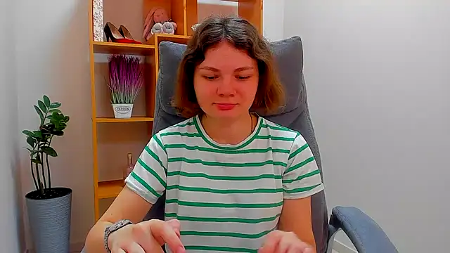 Stella-Maers online show from April 2026 07:14:01 AM