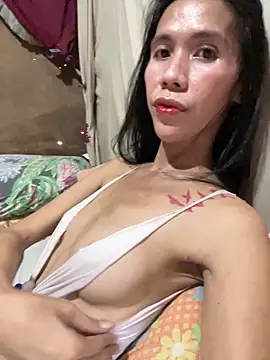 Snapshot of bellaUtops chatting on June 2026 05:55:02 AM bellaUtops online show from June 2026 05:55:02 AM