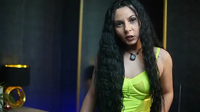 Snapshot of GiaEasyIce chatting on February 2026 09:51:02 PM GiaEasyIce online show from February 2026 09:51:02 PM