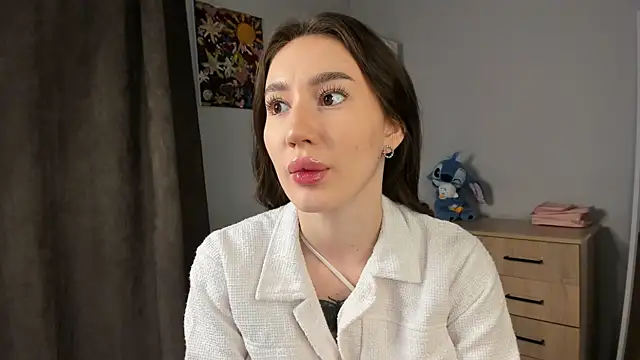 VvesssbZe online show from November 2025 10:27:01 AM