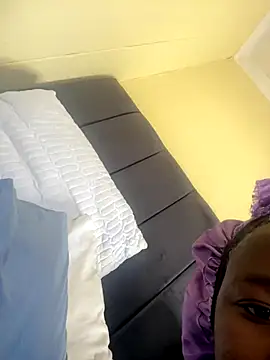 Snapshot of MiyaXo2 chatting on November 2025 03:36:02 PM MiyaXo2 online show from November 2025 03:36:02 PM