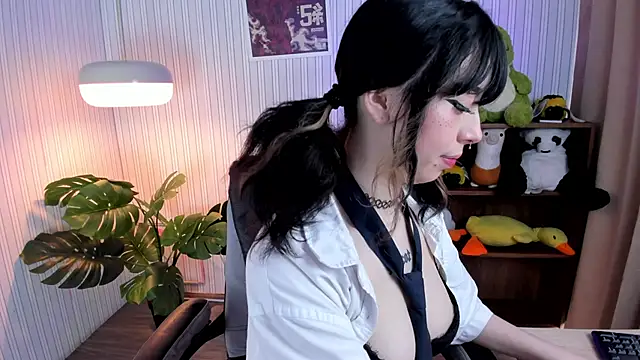 judaline  online show from November 2025 12:56:01 PM