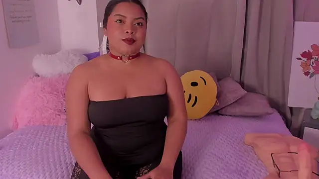 alanaa gomezz online show from November 2025 04:43:02 PM