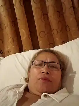 Cessi50 online show from November 2025 03:15:01 AM