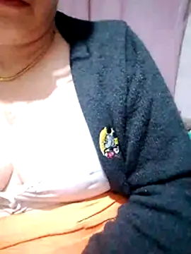 small-house123 online show from December 2025 08:16:02 PM