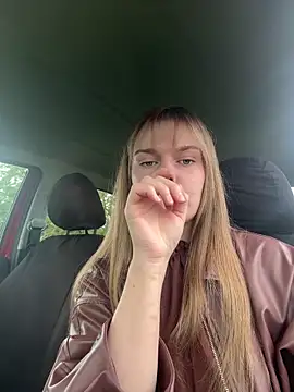 LisaFreierxx online show from May 2026 02:14:01 PM
