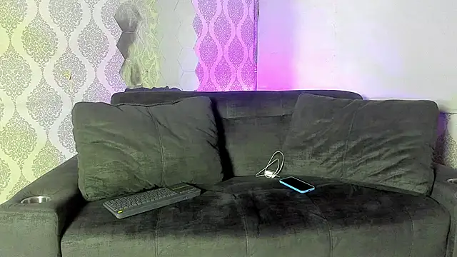 Boy savoy online show from February 2026 07:25:02 AM