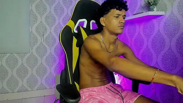 Boy savoy online show from February 2026 07:21:02 AM