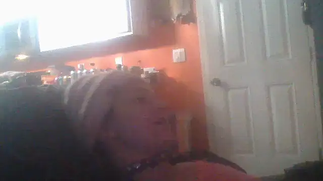 Snapshot of Brattyfootgirl chatting on November 2025 05:54:01 AM Brattyfootgirl online show from November 2025 05:54:01 AM