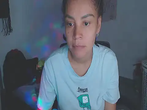 Snapshot of shayna_cute chatting on June 2026 11:54:02 PM shayna cute online show from June 2026 11:54:02 PM