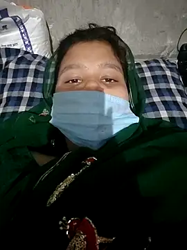 Simmy queen online show from December 2025 06:25:01 PM