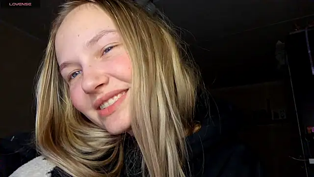 KarinRobertson online show from February 2026 04:39:02 PM