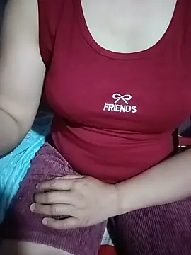 Snapshot of Sara_pusyy chatting on June 2026 01:04:01 PM Sara pusyy online show from June 2026 01:04:01 PM