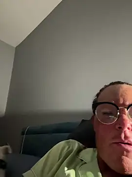 Snapshot of Angel-LinaX chatting on January 2026 04:39:02 AM Angel-LinaX online show from January 2026 04:39:02 AM