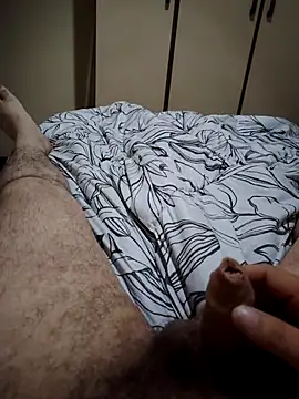 victorhowarth1987 online show from November 2025 07:46:02 PM