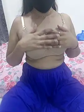 Snapshot of Aarti909090 chatting on May 2026 01:16:01 PM Aarti909090 online show from May 2026 01:16:01 PM