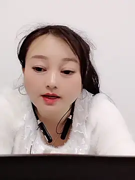 Snapshot of Alice-Baby520 chatting on November 2025 05:42:02 AM Alice-Baby520 online show from November 2025 05:42:02 AM