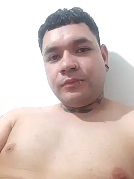 Snapshot of Roman_Valor chatting on November 2025 03:19:01 AM Roman Valor online show from November 2025 03:19:01 AM