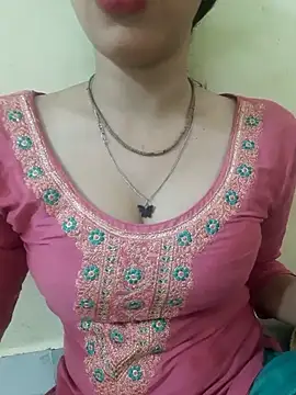 Snapshot of Neha_rani78 chatting on July 2026 02:33:01 AM Neha rani78 online show from July 2026 02:33:01 AM