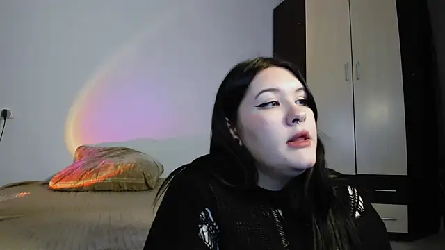 Snapshot of HitoMi2 chatting on November 2025 03:55:01 PM HitoMi2 online show from November 2025 03:55:01 PM