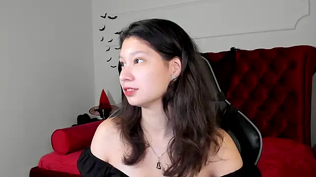 Snapshot of SaraDenars chatting on November 2025 05:28:02 AM SaraDenars online show from November 2025 05:28:02 AM