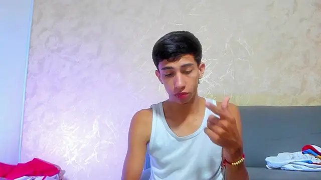 lucian davii online show from November 2025 12:31:02 PM