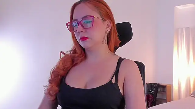 MistressErza online show from June 2026 03:38:02 PM