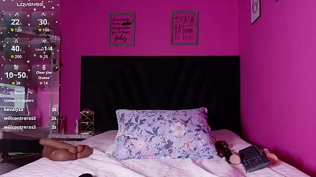 missfoster online show from April 2026 07:55:02 PM