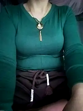 Niramiu online show from November 2025 11:36:02 PM