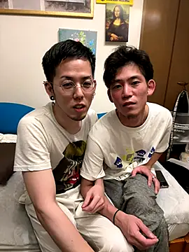 ippei0001 online show from November 2025 02:53:02 PM