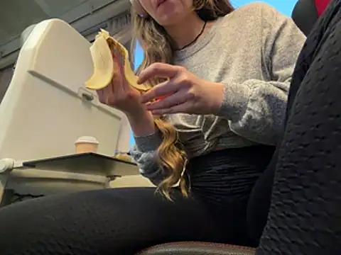 Zhelatin online show from March 2026 05:05:01 PM