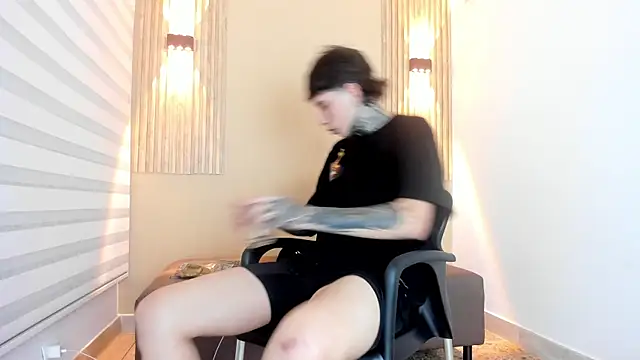 Snapshot of DANTE_ARMSTRONG chatting on November 2025 03:53:02 AM DANTE ARMSTRONG online show from November 2025 03:53:02 AM