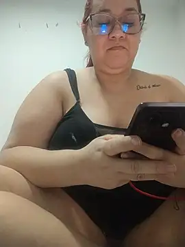 Snapshot of sharon-D chatting on November 2025 02:59:01 AM sharon-D online show from November 2025 02:59:01 AM