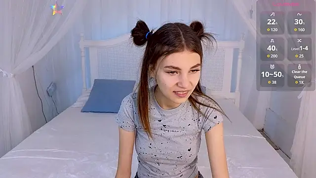 Little  Lunaa online show from April 2026 10:48:01 AM