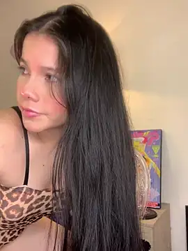 violettabond online show from April 2026 01:41:01 PM