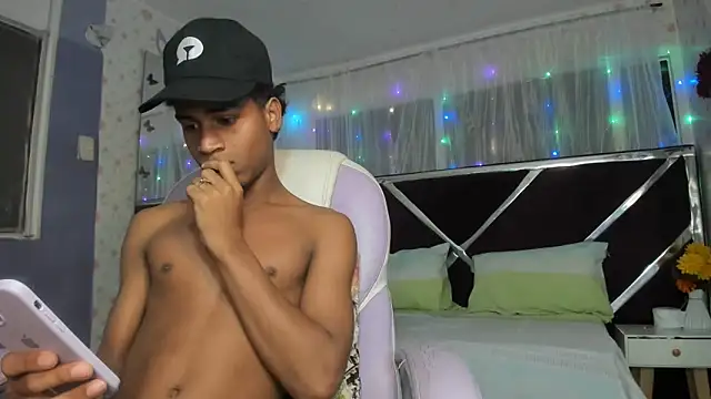 Santy bigcock 01 online show from March 2026 12:44:02 PM