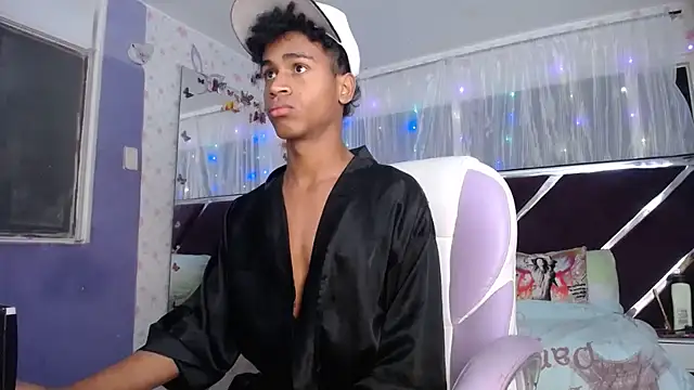 Snapshot of Santy_bigcock_01 chatting on May 2026 10:09:01 AM Santy bigcock 01 online show from May 2026 10:09:01 AM