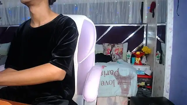 Snapshot of Santy_bigcock_01 chatting on May 2026 12:00:02 PM Santy bigcock 01 online show from May 2026 12:00:02 PM