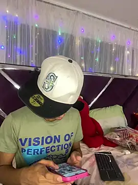 Snapshot of Santy_bigcock_01 chatting on June 2026 07:16:02 PM Santy bigcock 01 online show from June 2026 07:16:02 PM
