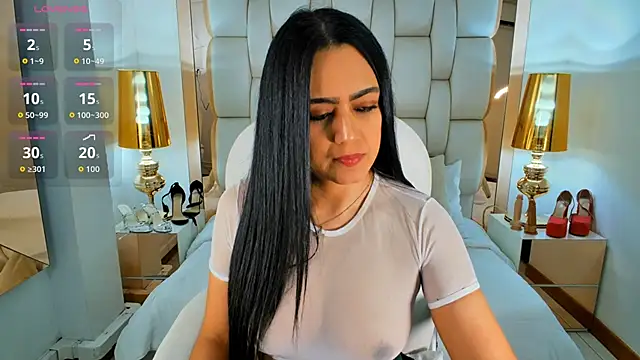 Snapshot of Bella__carther chatting on June 2026 01:06:02 PM Bella carther online show from June 2026 01:06:02 PM