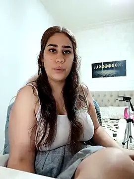 Snapshot of nahiarabiel33 chatting on November 2025 06:28:01 PM nahiarabiel33 online show from November 2025 06:28:01 PM