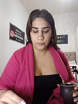 Snapshot of nahiarabiel33 chatting on May 2026 04:13:02 PM nahiarabiel33 online show from May 2026 04:13:02 PM