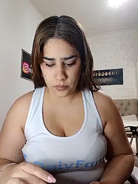 Snapshot of nahiarabiel33 chatting on May 2026 07:53:01 PM nahiarabiel33 online show from May 2026 07:53:01 PM