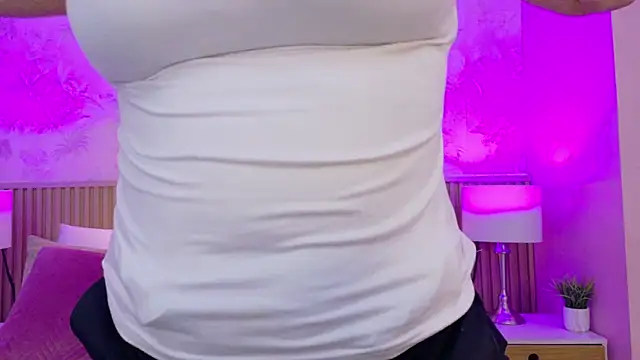 ValeriaMonet online show from April 2026 01:42:02 AM